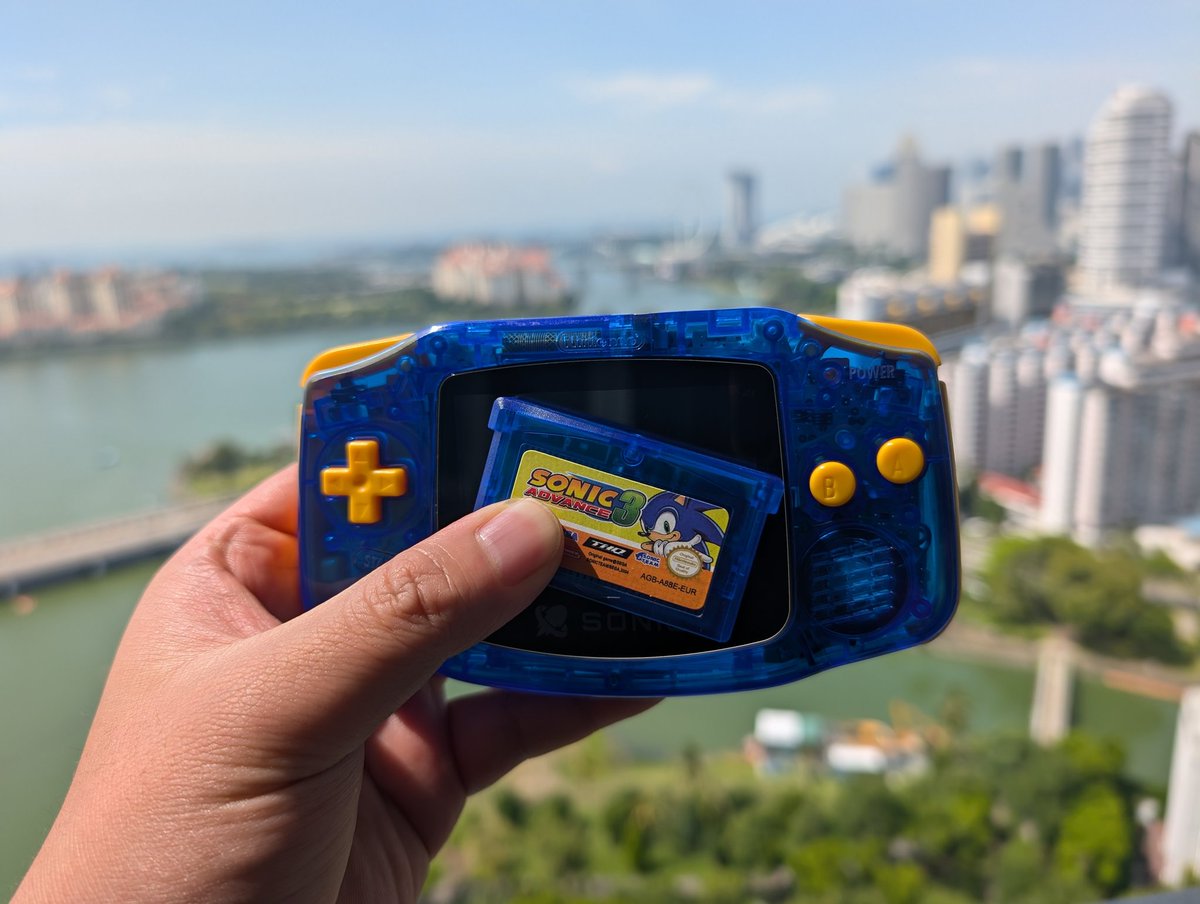 Best merch out of <a href="/SolanaConf/">Solana Conference</a> from <a href="/SonicSVM/">Sonic SVM</a>!