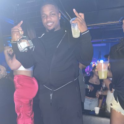 ChubbyQuis's tweet photo. #NewProfilePic https://t.co/T6xuCnAgqP