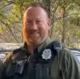 Baldr_is_here's tweet photo. For the new administration for our country. The Secret Service definitely needs help I nominate #chiefbtaylor . We will chase you and we will catch you
#OnPatrolLive #OPLiveNation #OPLive #OnPatrolLiveNation
#OPNation #OPLNation
#REELZ #OfficialOPLive #OnPatrolNation #OPUniverse https://t.co/qnC3VfEdpU