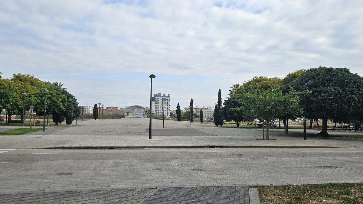 El PAI de Moreres ya es un barrio de verdad: ya tiene comisión de falla dlvr.it/TDX9v5 ( vía <a href="/FallasLevante/">Fallas Levante</a> )