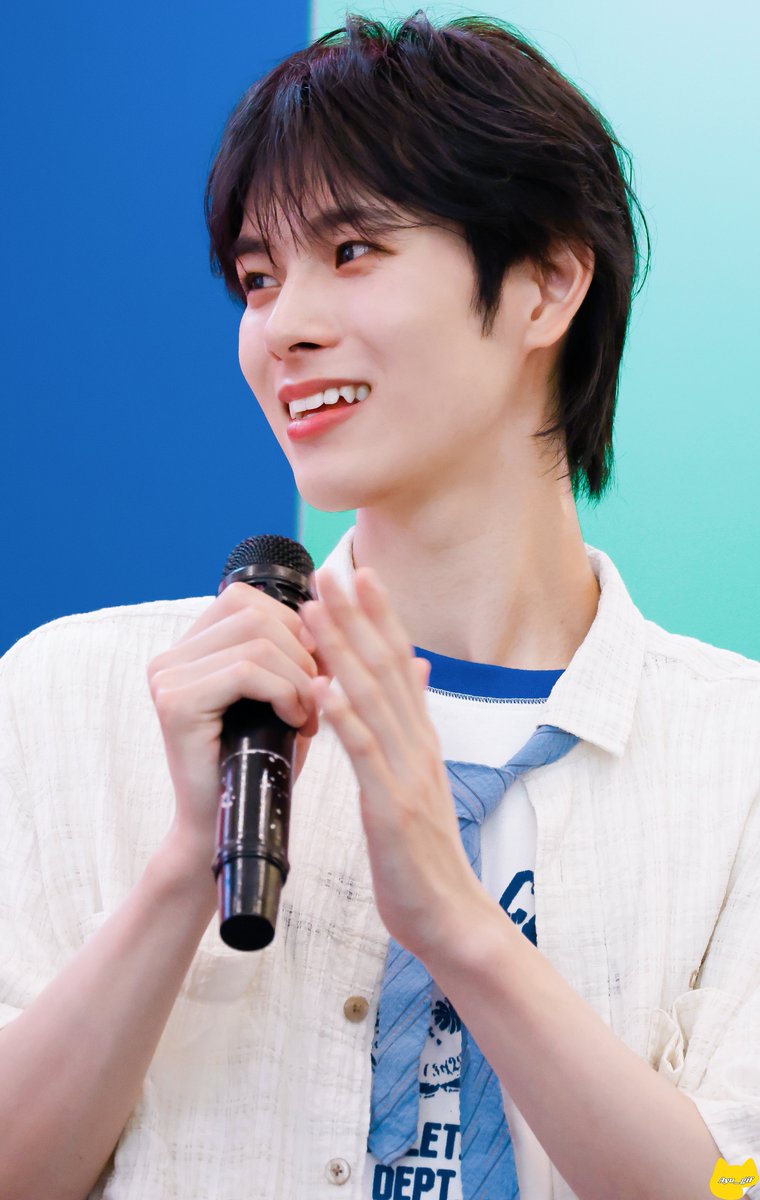 Ayu_gif's tweet photo. 240914 Aksi Bersama untuk SDGs' 🇮🇩
#福田歩汰  HQ

#DXTEEN #아유타 #AYUTA
#DXTEEN_IN_JAKARTA 
#FirstFlight_JKT #JakJapanMatsuri2024 https://t.co/sI55K5m0O0