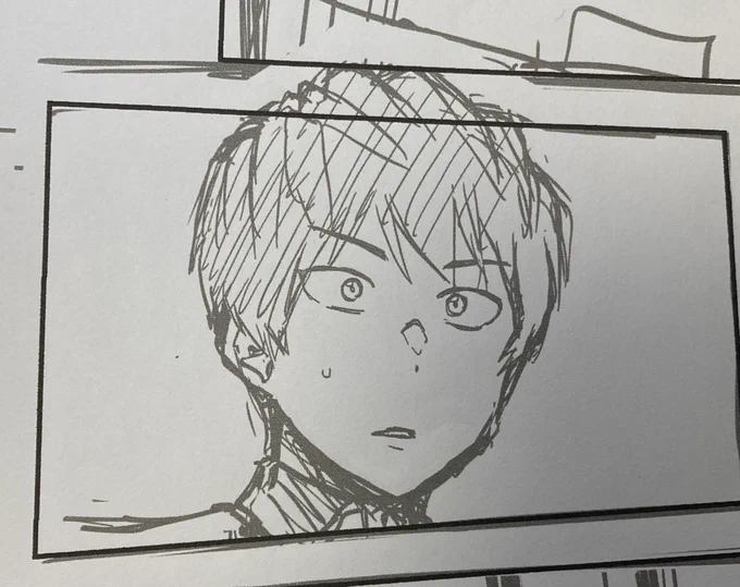 ネーム ↓ 右向きが壊滅的に描けないので裏側原稿の裏側に左向きを描く ↓ 更に下描きしてペン入れ完了!