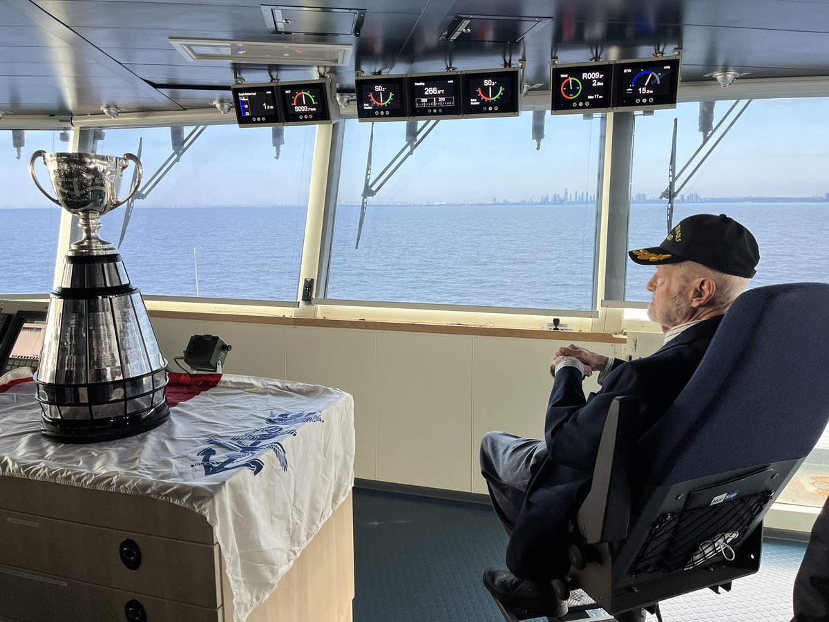 VAdm/Vam Angus Topshee tweet media