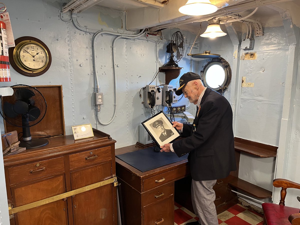 VAdm/Vam Angus Topshee tweet media