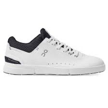 BearOfTheBall's tweet photo. If a man is wearing these don’t trust him https://t.co/PMgpUsIJRg