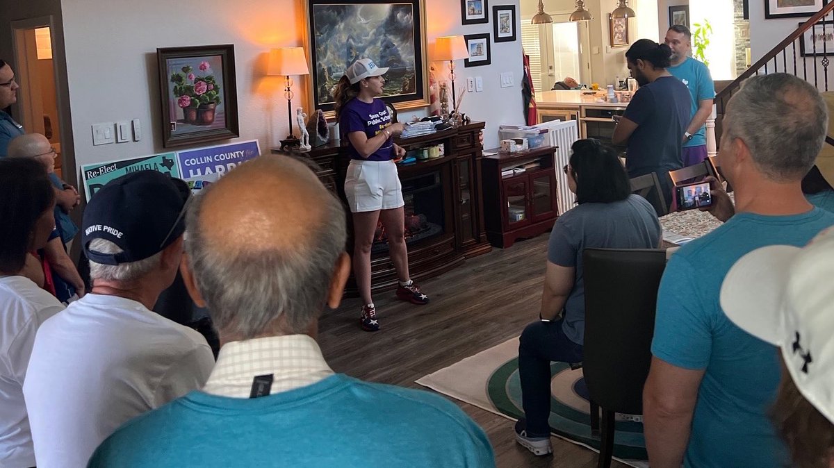 plesafortexas's tweet photo. Thank you to ALL our amazing volunteers who came out to knock doors in #HD70!

We have the BEST grassroots team in Texas! Thank you to @CollinDemocrat @CWA6186 and Michael Tijerina for hosting such an incredible #blockwalk 👟✊ because of your hard work we knocked out the whole precinct today!! 4 weeks til early voting starts!