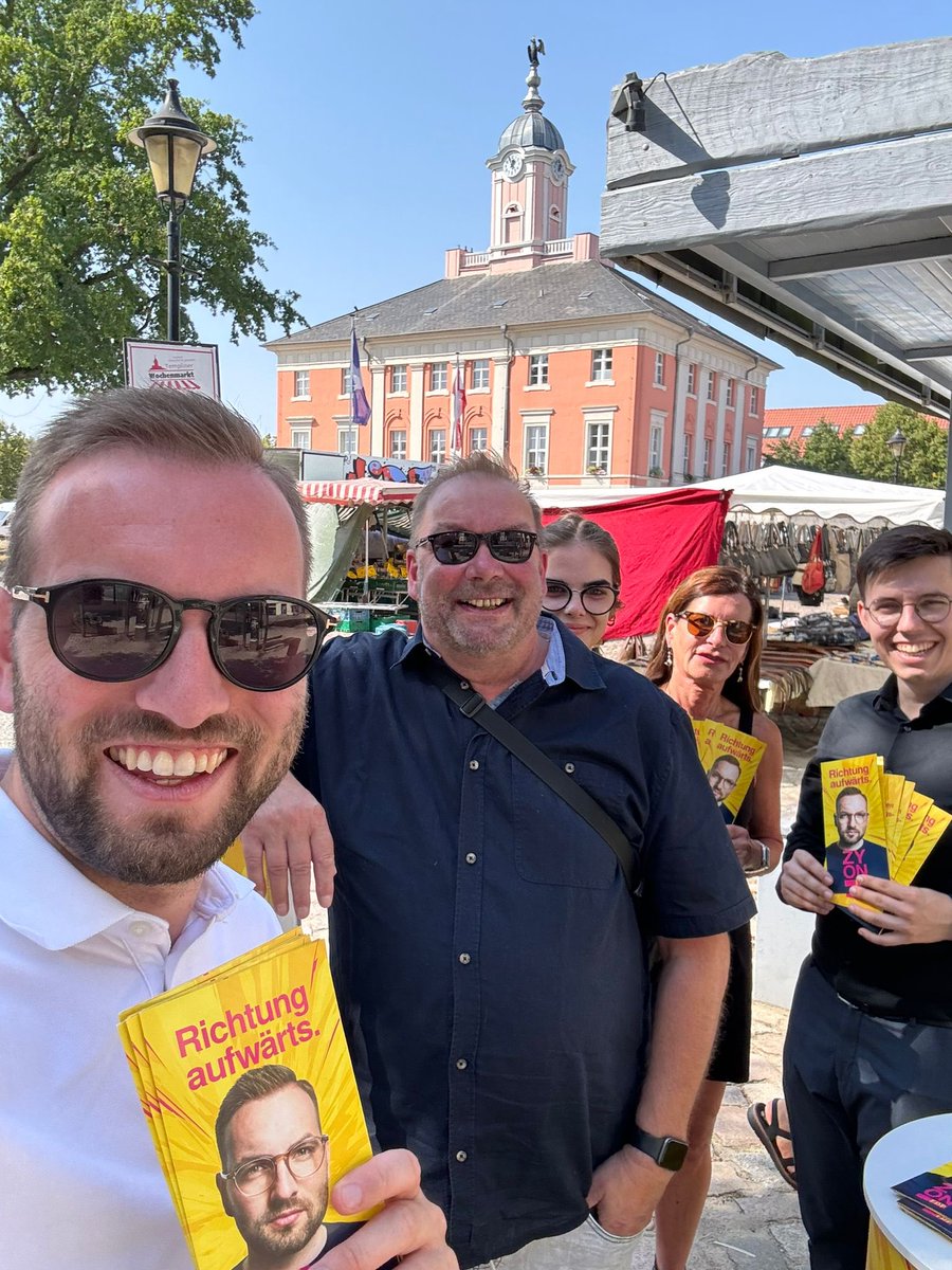 jan_maass2's tweet photo. Liebe Brandenburger,
wählt heute mit beiden Stimmen die FDP!
@FDP_Brandenburg #FDP #Zehdenick #Templin #Gransee #Lychen #Fürstenburg #BoitzenburgerLand https://t.co/SnRx1NpAWQ