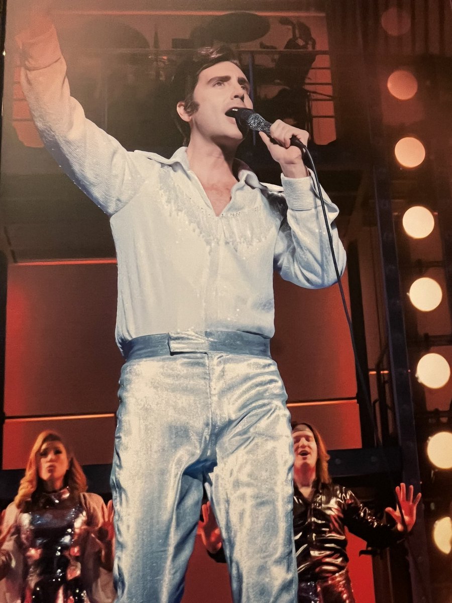 NBC10_Patrice's tweet photo. “So good! So good! So good!” I went to  the national launch  of “The Neil Diamond Musical, A Beautiful  Noise” at @ProvPacRI and @NeilDiamond actually sang Sweet Caroline over the phone with us! ❤️@NBC10 https://t.co/XuRF1w8FH7