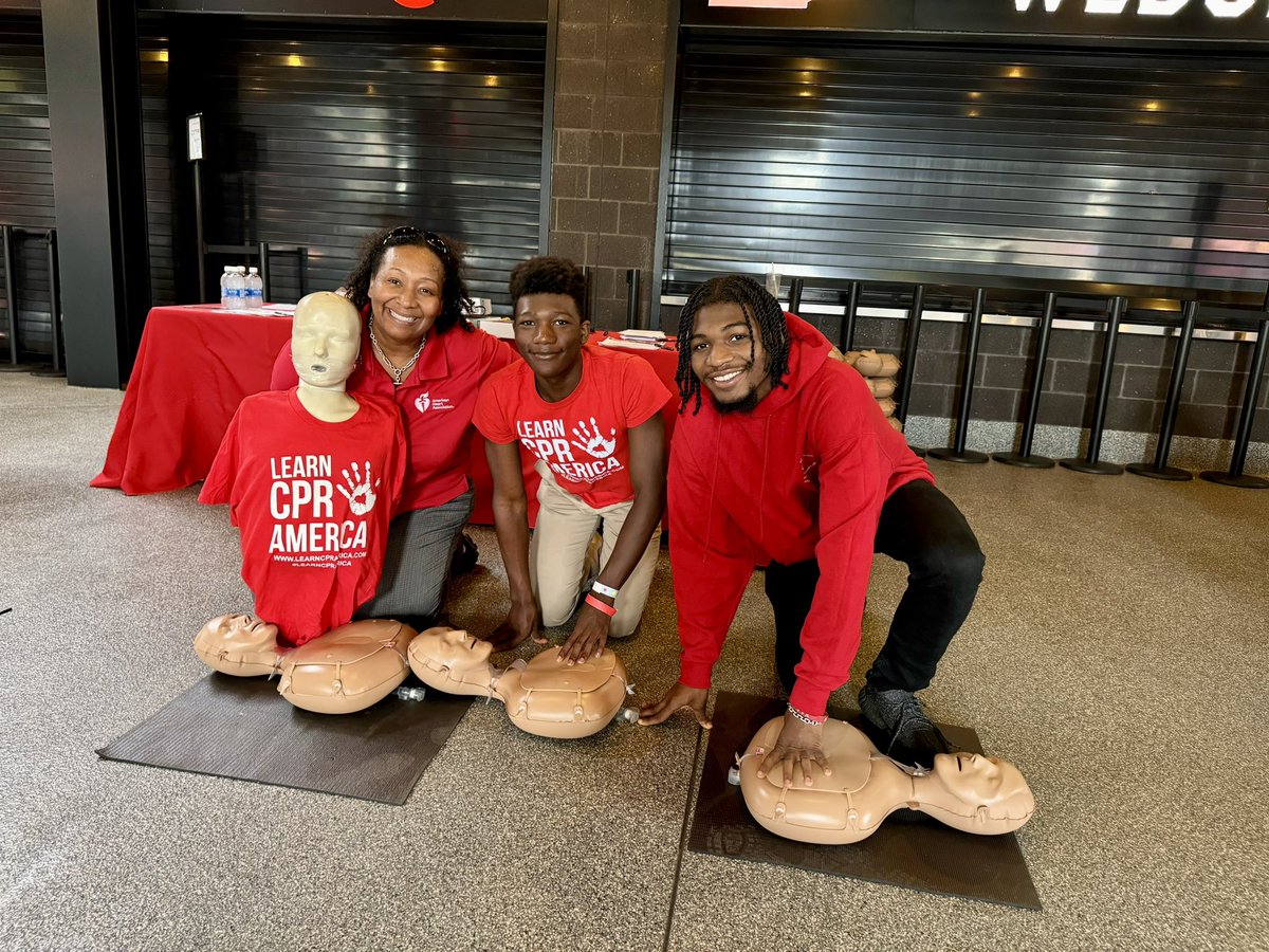 KatherineYBrown's tweet photo. Heart Walk 2024. Spending time with AHA family, my family, & community doing what I love. My children taught CPR with me today. @AHATennessee @American_Heart
#GeodisPark #HeartWalkNash #drkatherineybrown #LearnCPRAmerica #heartwalk #americanheartassociation #nashvilleheartwalk https://t.co/3RSxFkTGVN