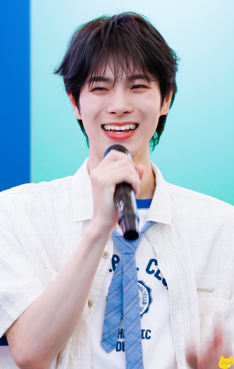 Ayu_gif's tweet photo. 240914 Aksi Bersama untuk SDGs' 🇮🇩
#福田歩汰 HQ

#DXTEEN #아유타 #AYUTA
#DXTEEN_IN_JAKARTA #FirstFlight_JKT https://t.co/PdHmyZRpAD