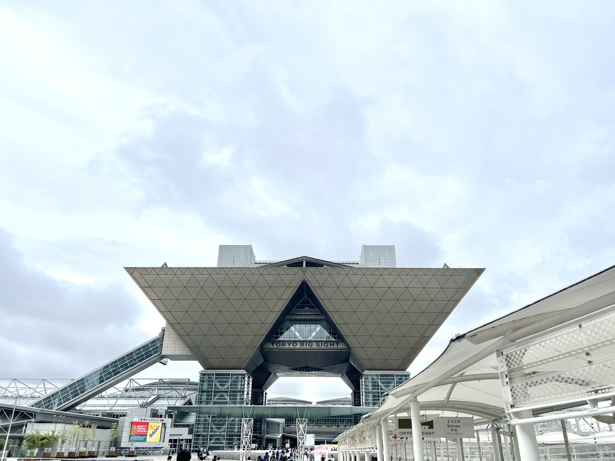 mrn_385's tweet photo. 5億年ぶりの会場入り、楽しんでます☺️ https://t.co/w5yz2FVhD4