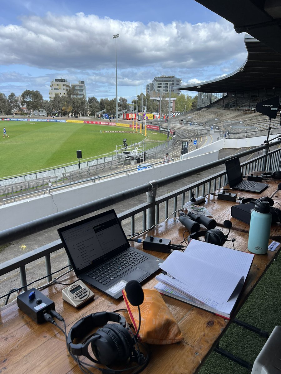 Chris Rowbottom (@chrisroww) on Twitter photo AFLW on <a href="/abcsport/">ABC SPORT</a>
β°: 2pm
ποΈ: Victoria Park
ποΈ: <a href="/chrisroww/">Chris Rowbottom</a> + <a href="/laurenbordin/">Lauren Bordin</a>
π: β«οΈβͺοΈ v πΆ
<a href="/aflwomens/">AFL Women's</a>
<a href="/CollingwoodAFLW/">Collingwood AFLW</a> and <a href="/BulldogsW/">WesternBulldogs AFLW</a> both hunting their first win of the season
Pre game with <a href="/Nathan3Burke/">Nathan Burke</a> and Gemma Bastiani AFLW on <a href="/abcsport/">ABC SPORT</a>
β°: 2pm
ποΈ: Victoria Park
ποΈ: <a href="/chrisroww/">Chris Rowbottom</a> + <a href="/laurenbordin/">Lauren Bordin</a>
π: β«οΈβͺοΈ v πΆ
<a href="/aflwomens/">AFL Women's</a>
<a href="/CollingwoodAFLW/">Collingwood AFLW</a> and <a href="/BulldogsW/">WesternBulldogs AFLW</a> both hunting their first win of the season
Pre game with <a href="/Nathan3Burke/">Nathan Burke</a> and Gemma Bastiani