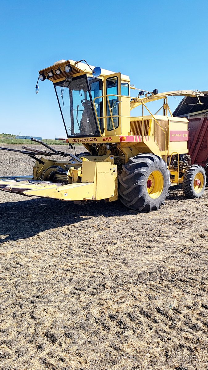 brakke_levi's tweet photo. Really gonna miss dragging the pull type around https://t.co/eLW8nA8Yu3