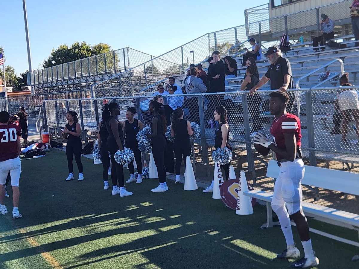 MemphisHunkin's tweet image. Layton Christian Academy Senior Night! Smashed South Summit Wildcats 45 -14! 🔥🔥 #EagleNation