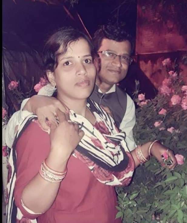 ProfSubashNayak's tweet photo. #WorldRoseDay
My inspiration my Wife Dear @SahooTulasi #Tiki 👌 https://t.co/xdtNXSGmvj
