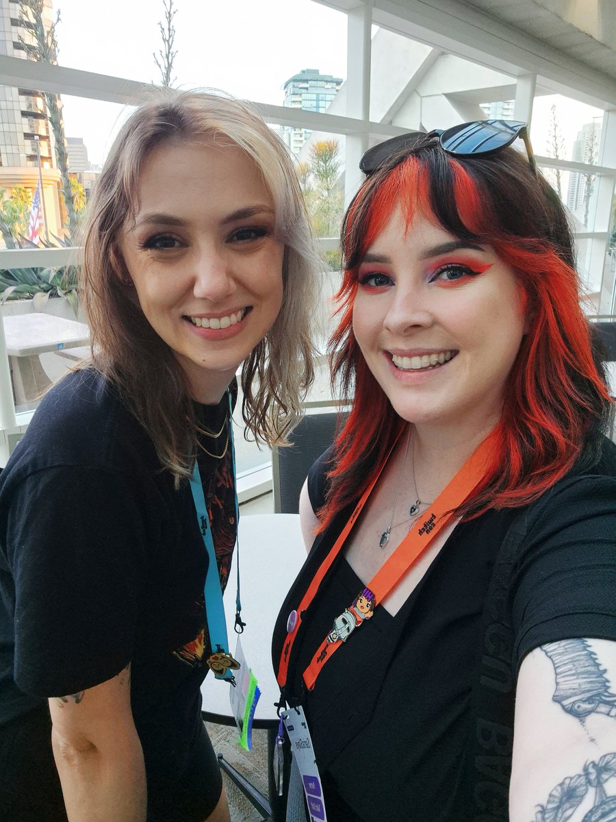 SariaSlays_'s tweet image. The GOATs, @hylianshrooom, @itsSholzi, @EthanArtsGood, @Kwitty23, @savplaysgames, @elliejoypanic and @Whats_H3r_Face ✨