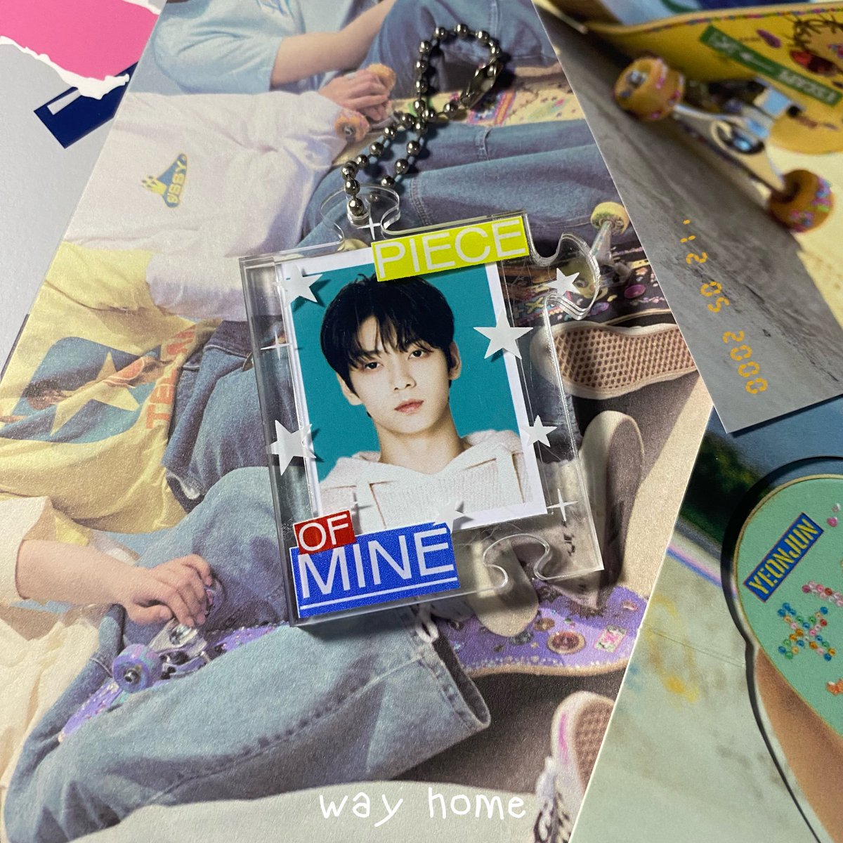 sells — interest check‼️

hiii peeps, aku ada rencana open batch 2 buat keychain id photo holder inii, adakah yang tertarikk? let me know by reply with ur @ ya ⭐️ @.way___home