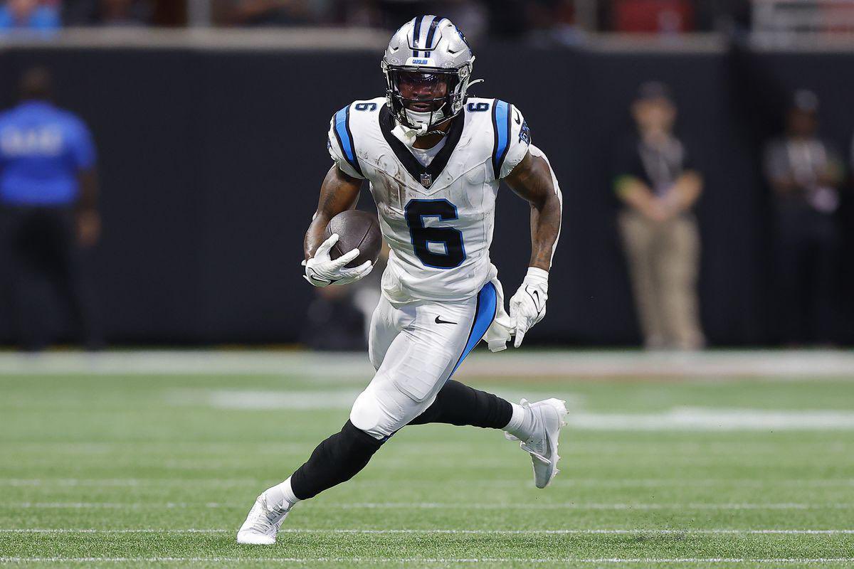 Late NFL Week 3 Add 🏈 

Miles Sanders u7.5 rush attempts (-128 FD)

Think this line is just off. Have to go attempts as yards are just 22.5 implying a nearly sub 3 YPC. 7 &amp; 5 carries first two weeks, but he's been getting a ton of work in blowout time. 

3 carries last week and