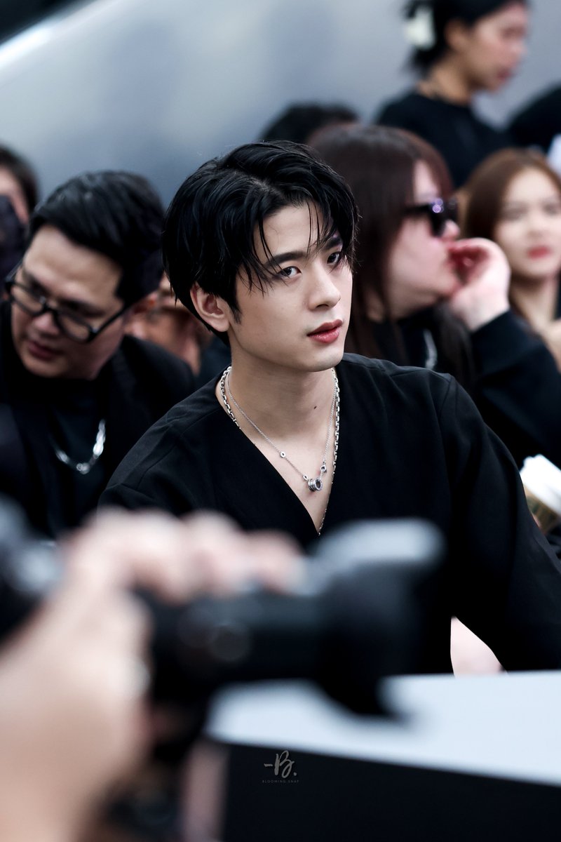 พี่แกก็เท่ห์เกิ้นนนน 
#BLKGEM
#BLKGEMAPPAREL 

#XXSIVK #PorscheSivakorn