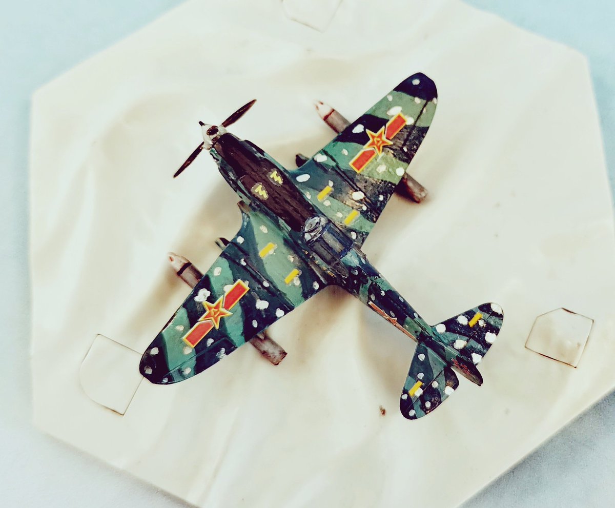 zhxhrzs's tweet photo. 1/144,LaGG-3,PLA version.#lagg3 #sovietunion #ussr #sovietfighter #架空機 @m1080328 @masa_sendai https://t.co/MqQlANefhE