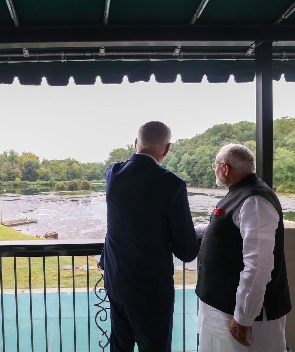iRitaPatel's tweet photo. US President @joebiden welcomed PM @narendramodi at his residence at Greenville, Delaware.
Here are a few glimpses...
#modiusa #modiusavisit #modihaitomumkinhai #modihaitohmumkinhai #namoforeverindia https://t.co/gI6kyOOstC
