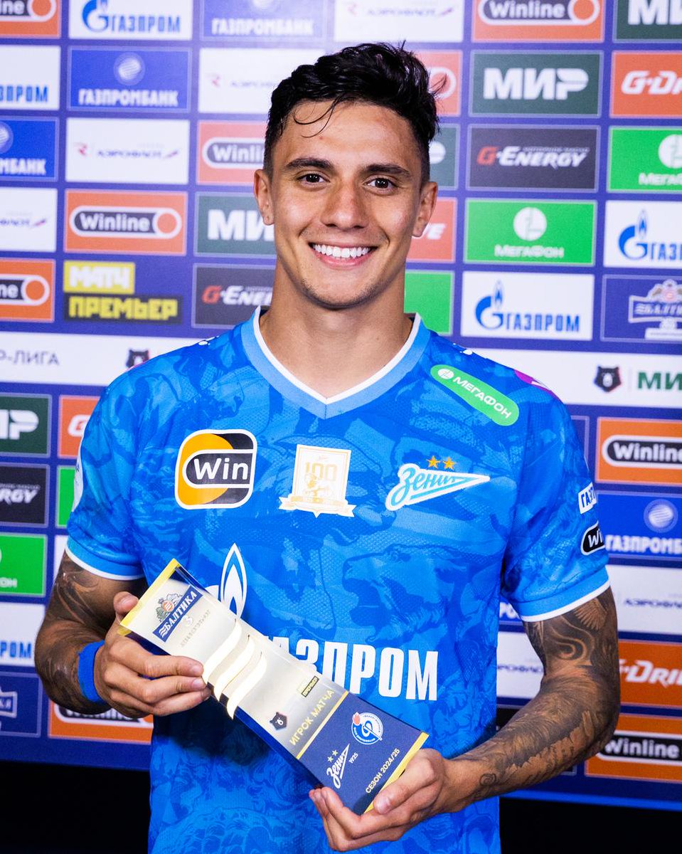 fczenit_fin's tweet photo. Gustavo Mantuan asiantuntijoiden mukaan ottelun paras pelaaja! 🥇 #ZenitFakel https://t.co/3rSXHywfMK