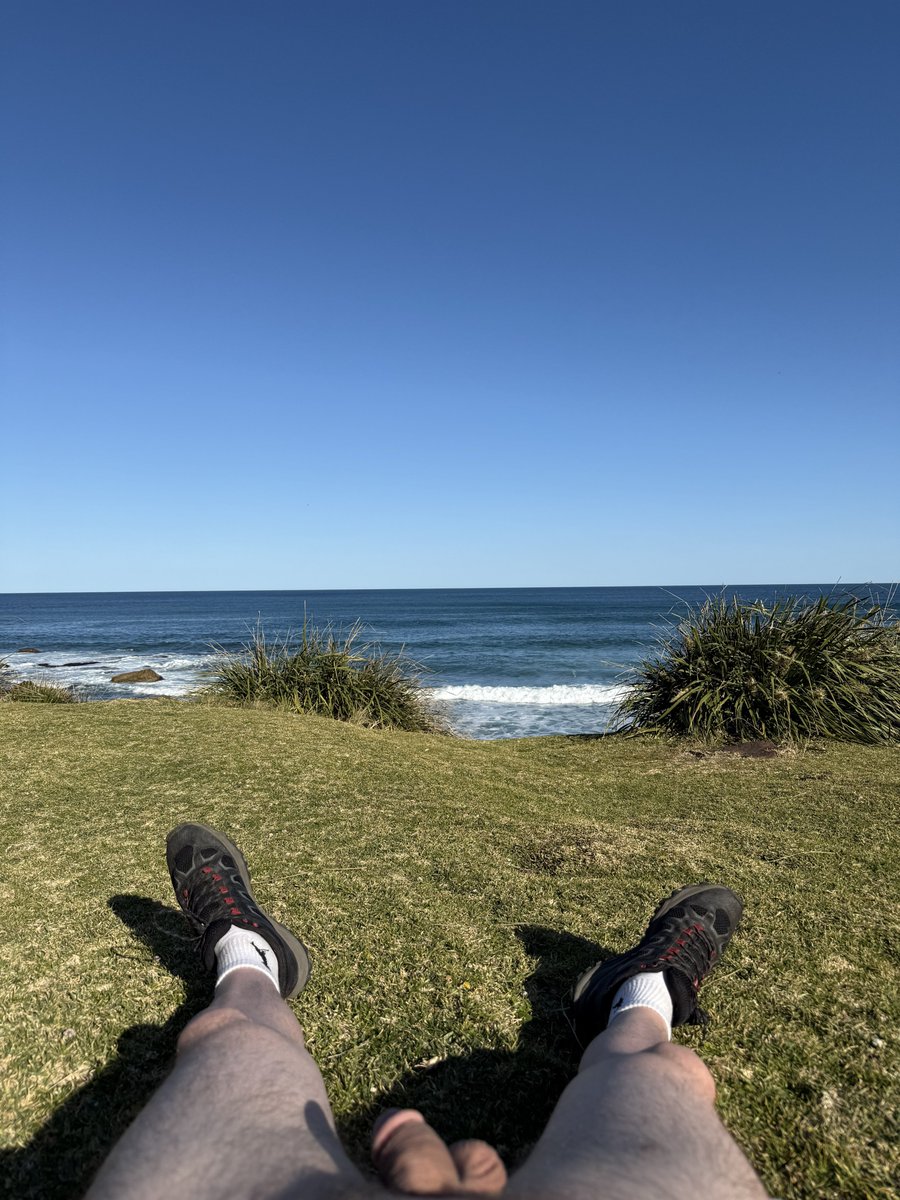 AusCutCock's tweet photo. Beach day https://t.co/tfHrKa9I4j