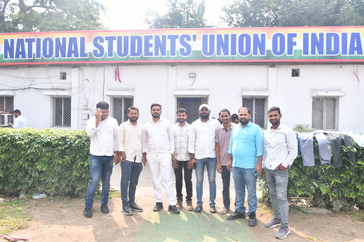 Withamit_nsui's tweet photo. DUSU Election Campaign, 2024
दिल्ली विश्वविद्यालय के छात्र संघ चुनाव के लिए दिल्ली NSUI कार्यालय रायसिना रोड जंतर मंतर में उत्तर प्रदेश के साथियों के साथ उपस्थित रहा!
DUSU में गूंजा अबकी बार ... पांच पांच तीन चार
DUSU Election NSUI Panel Number: 5 5 3 4
#SaveDU #NSUIforBetterDU https://t.co/HBCUZyLxOY