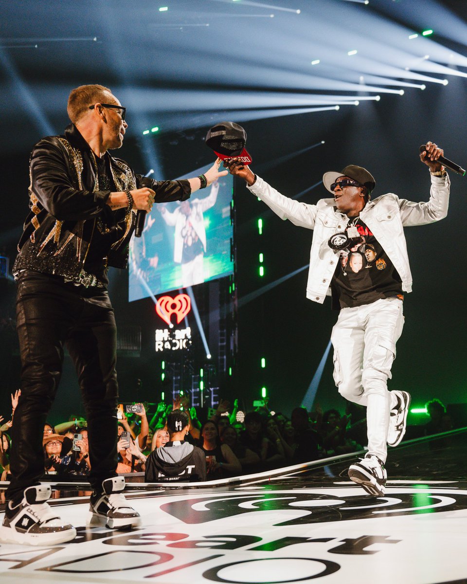 iHeartRadio (@iheartradio) on Twitter photo My favorite #iHeartFestival2024 collab 🔥 <a href="/NKOTB/">New Kids on the Block</a> <a href="/FlavorFlav/">FLAVOR FLAV</a>
📸: <a href="/toddowyoung/">Todd Owyoung</a> My favorite #iHeartFestival2024 collab 🔥 <a href="/NKOTB/">New Kids on the Block</a> <a href="/FlavorFlav/">FLAVOR FLAV</a>
📸: <a href="/toddowyoung/">Todd Owyoung</a>