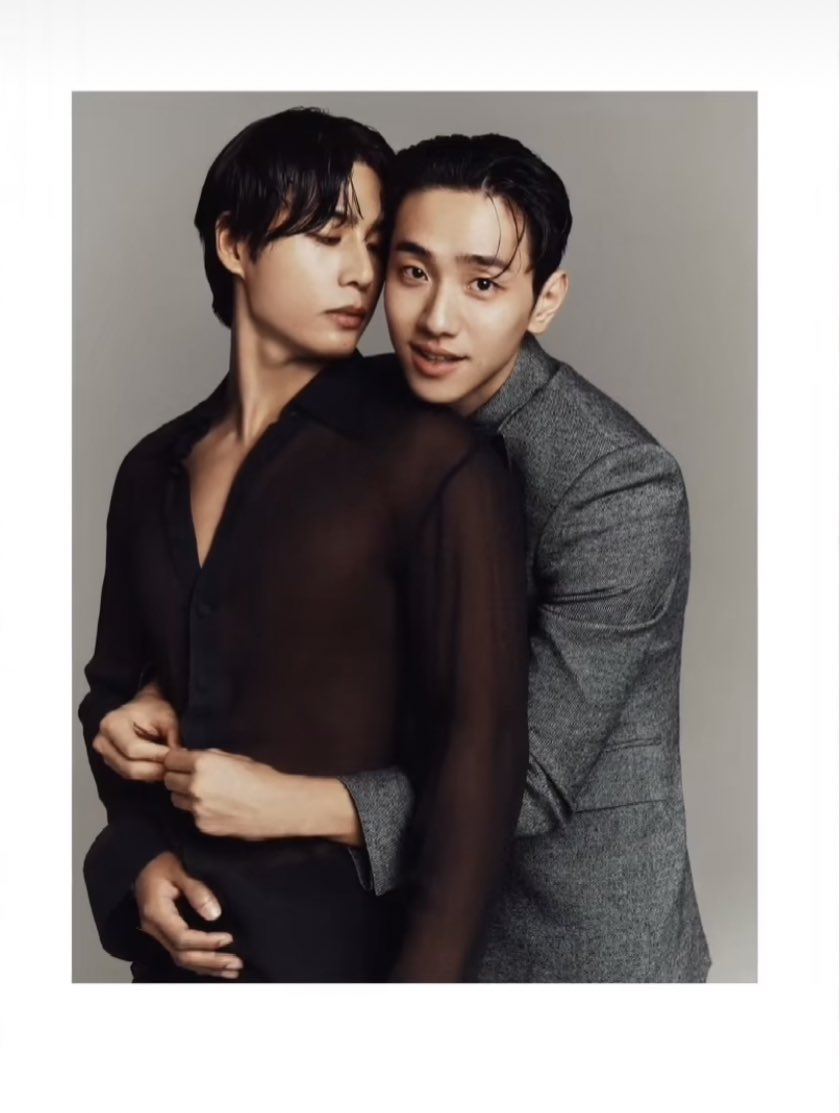 #NamYoonsu with the #LoveInTheBigCity cast for Allure Korea 

#남윤수