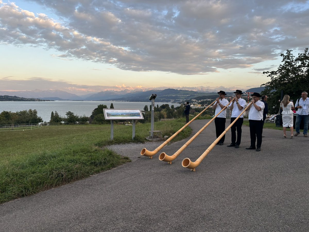 Allison G. Hays, MD (@allisonghaysmd) on Twitter photo Beautiful setting in Zurich for international meeting and collaboration on consensus document lead by <a href="/HughCalkinsMD/">Hugh Calkins</a> <a href="/firatduru/">fırat duru</a> and <a href="/hopkinsheart/">Johns Hopkins Cardiology</a> team CindyJ <a href="/gasperettimd/">Alessio Gasperetti, MD PhD</a> <a href="/CardiacRad/">Stefan Zimmerman</a> AndreasB Beautiful setting in Zurich for international meeting and collaboration on consensus document lead by <a href="/HughCalkinsMD/">Hugh Calkins</a> <a href="/firatduru/">fırat duru</a> and <a href="/hopkinsheart/">Johns Hopkins Cardiology</a> team CindyJ <a href="/gasperettimd/">Alessio Gasperetti, MD PhD</a> <a href="/CardiacRad/">Stefan Zimmerman</a> AndreasB