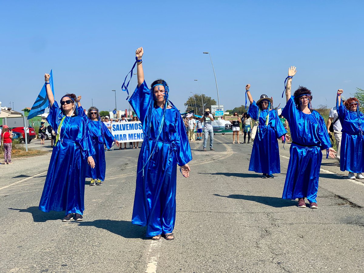 Onda Regional (@ormurcia) on Twitter photo Un centenar de personas protesta en Los Alcázares por la mancha blanca del Mar Menor en un recorrido de 500 metros <a href="/victormorenod/">victormanuelmoreno</a> Un centenar de personas protesta en Los Alcázares por la mancha blanca del Mar Menor en un recorrido de 500 metros <a href="/victormorenod/">victormanuelmoreno</a>