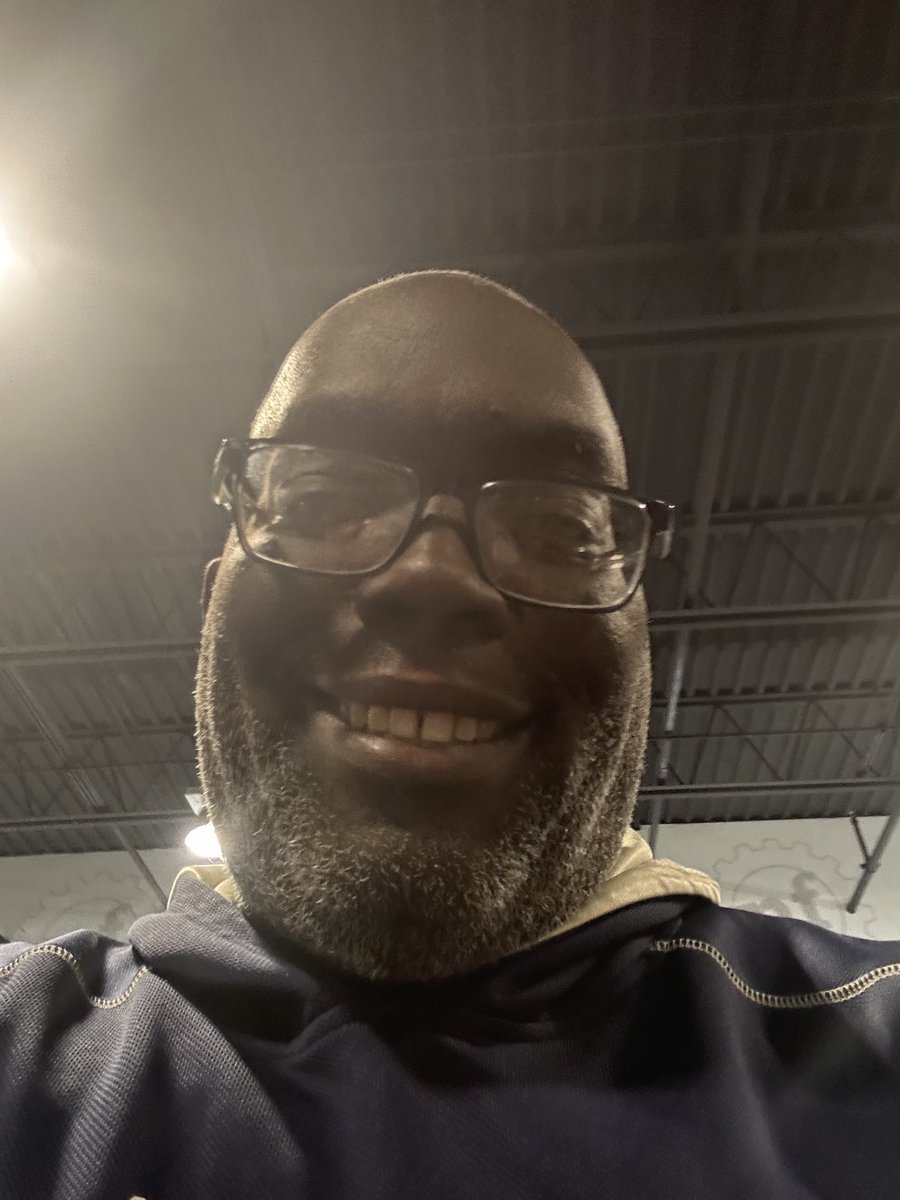 Ernest Clinkscale (@ernestclinksca2) on Twitter photo Early morning workout thinking about <a href="/Browns/">Cleveland Browns</a> victory today. #Fitleaders #slowgrind Early morning workout thinking about <a href="/Browns/">Cleveland Browns</a> victory today. #Fitleaders #slowgrind