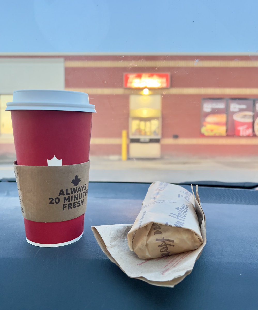 Good morning, Canada!! 🇨🇦 🍁 
<a href="/TimHortons/">Tim Hortons</a> <a href="/arnprior/">Town of Arnprior</a>