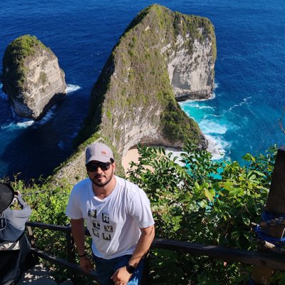 khalidshabibi1's tweet photo. #NewProfilePic https://t.co/ChA4ZF3EGl