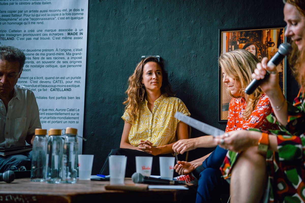 Clemence_Guette's tweet image. Faire face au tournant autoritaire du néolibéralisme.

Je participais hier à une table ronde pour les 20 ans des @amsterdam_ed, avec @VCodaccioni, @RomaricGodin, Stathis Kouvélakis et @JudithBernarADA.

Penser les liens entre néolibéralisme et extrême-droite, pour l’emporter.