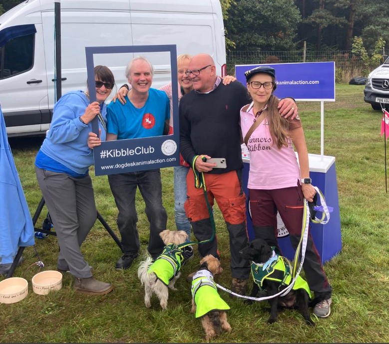 DogDeskAction's tweet photo. The Sunday crew #dogfest 2024 โค๏ธโค๏ธ
#dogs #dog #dogsofx #HopesJourney https://t.co/d9xapLh5iF
