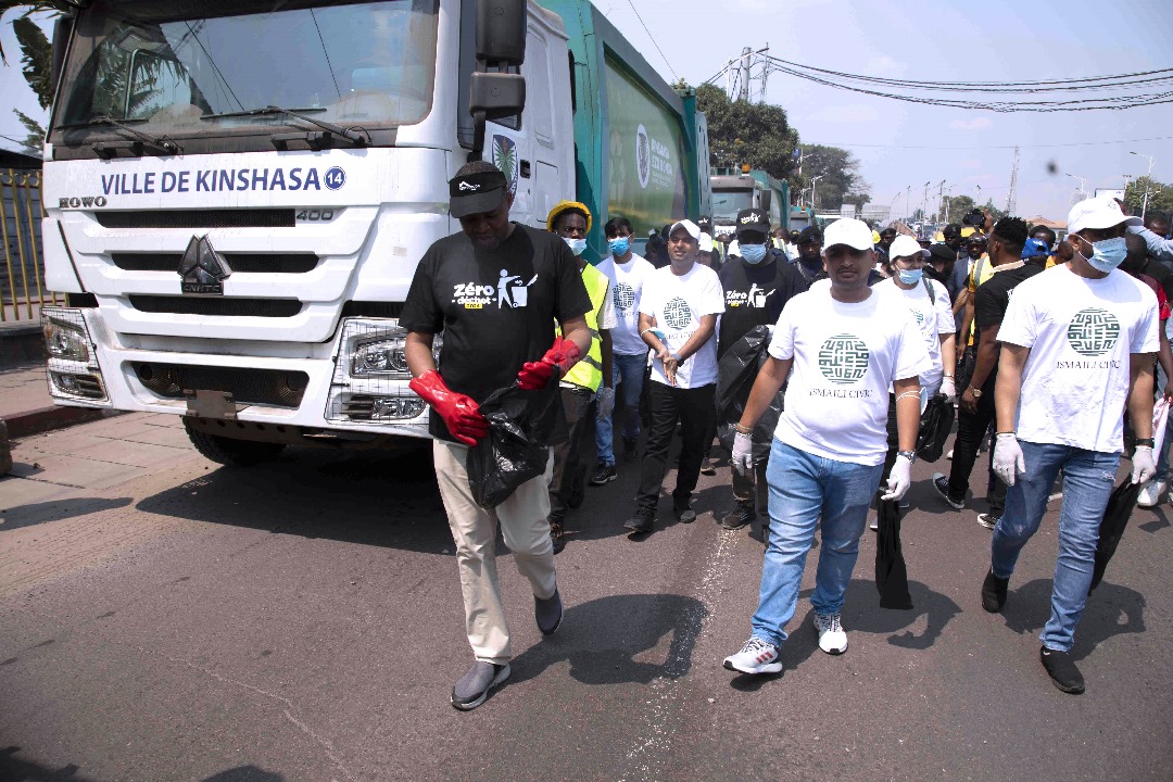 CelestinMukeba's tweet image. Kinshasa | Clean Up Day 2024
Accompagné de plus de 100 collaborateurs d'EquityBCDC, nous avons participé activement à la Journée de mobilisation en s'engageant fortement pour la protection de l'environnement.
#EquityBCDC