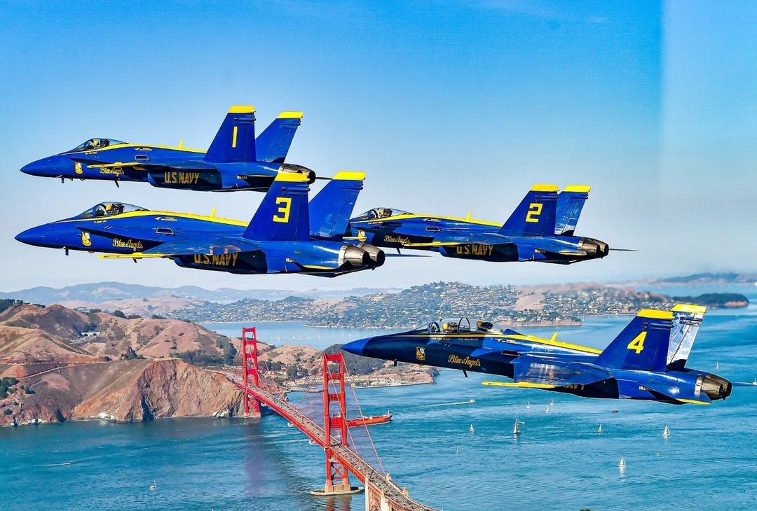 Photo of the Day: The unmistakenable F15s of the US Army's "Thunderbirds" display team flying over the River Severn and the Clifton Suspension Bridge on their way to the Bristol Universal Military Show earlier this year.

Photographed from a Canberra