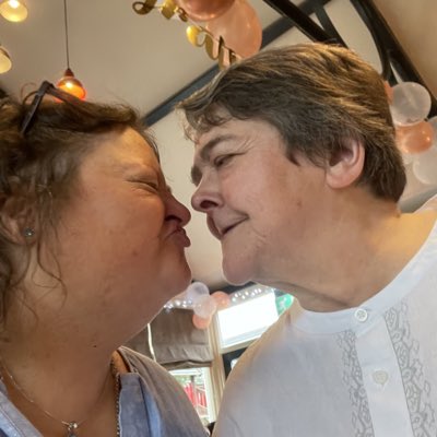 piglip's tweet photo. #NewProfilePic https://t.co/w02nq2odIA