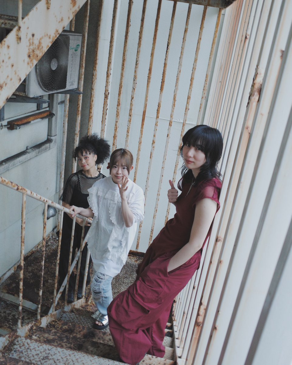 #リーガルリリー 
10th Anniversary TOUR 2024
"わたしたち、はだしたち"

新潟公演ありがとうございました🌾

来週は9/28(土)金沢、9/29(日)京都
🔗 linktr.ee/regallily_10th…

本日のサポートDr. はDesire Nealy! <a href="/Drums_and_Vocal/">Desire Nealy</a>