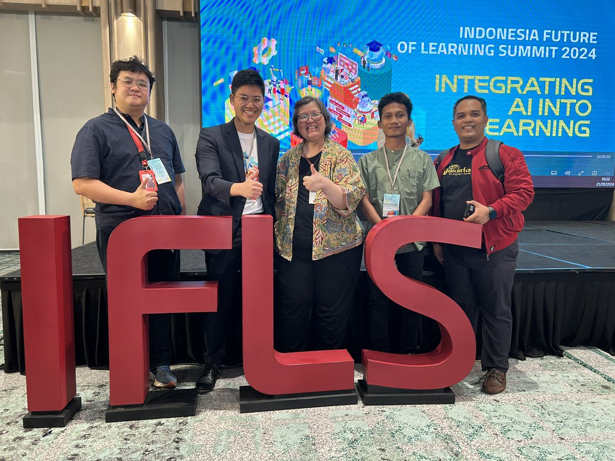 cathlim511's tweet photo. Indonesia Future of Learning Summit 2024 / 21 September. “Integrating AI into Learning” - The Future way of Learning @Steven_Sutantro @AyyMaulana @N42NG #futureeducationAI https://t.co/kSfTb4uO7N