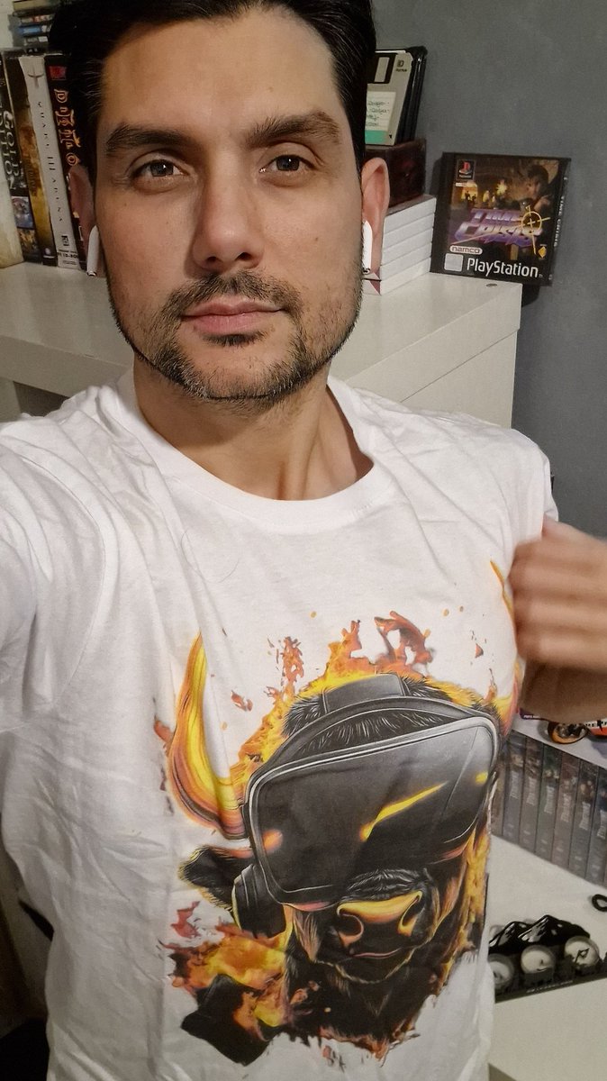 This is one of the coolest vr-themed t-shirts I've ever had!!!! ❤️❤️❤️❤️ Thanks <a href="/TeamBeefVR/">Team Beef - VR Ports</a>