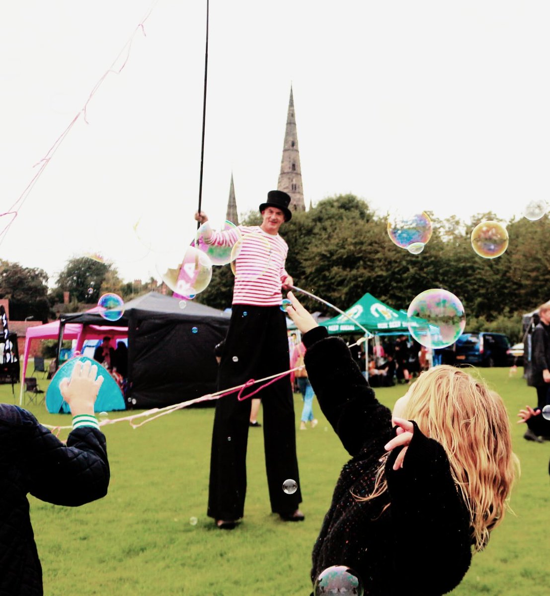 Last weekends stilts and bubble fun at #onemorelap

<a href="/5050raise/">50by50</a> #kidsvillage #stilts #stiltwalking #bubbles