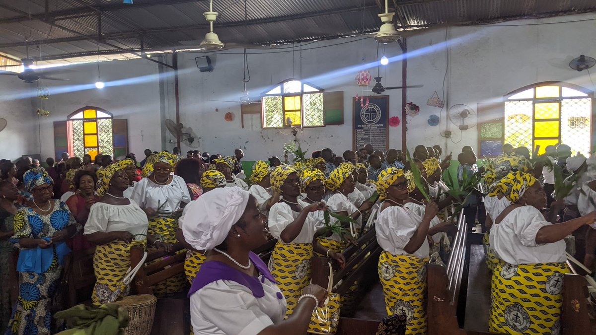 GlobalT29's tweet photo. 🎉 2024 International Day of Peace Commemoration. 
 
We had the profound opportunity to join the Christians of Presbyterian Church Cité de la Paix, Douala Cameroon in commemorating the International Day of Peace 2024. 
#YouthPeaceLeadership
#CommunityTransformer https://t.co/gr223IPtI6