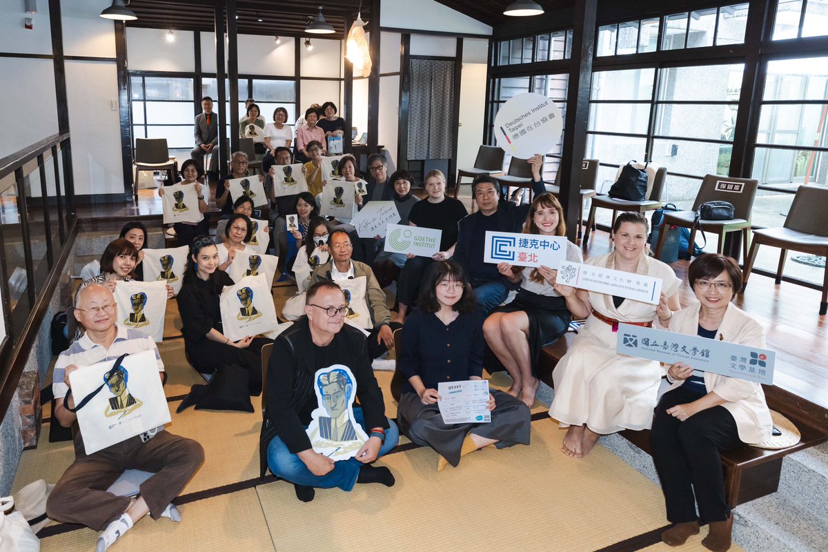 CzechCentreTP's tweet photo. Last weekend at the Taiwan Literature Base, we held the long-awaited opening of the exhibition “Kafka in Taiwan”, along with a series of performances, lectures, and workshops.

The „Kafka in Taiwan“ exhibition will run until October 13th. We warmly welcome everyone to visit! https://t.co/qmzKZ34buh