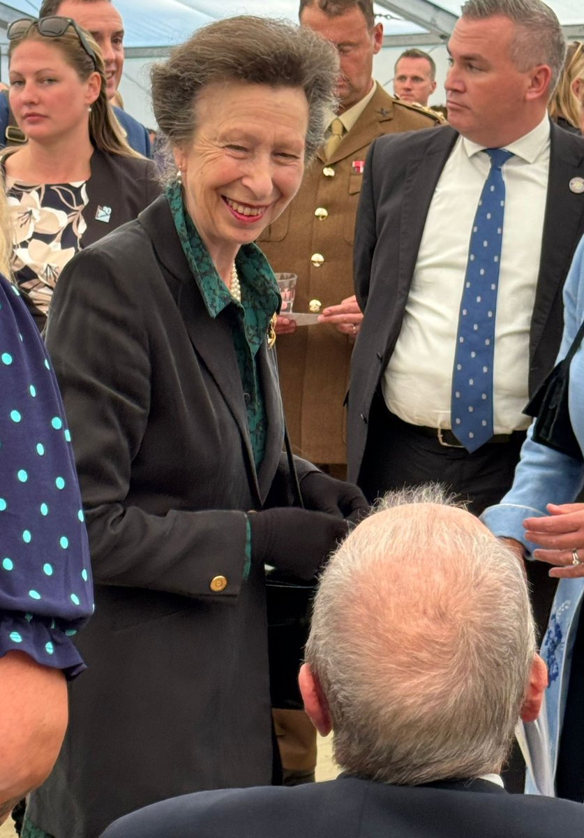 We were delighted to attend a reception with HRH The Princess Royal at the Hartenstein Museum. Arnhem veteran Geoff Roberts was delighted to be presented to her.