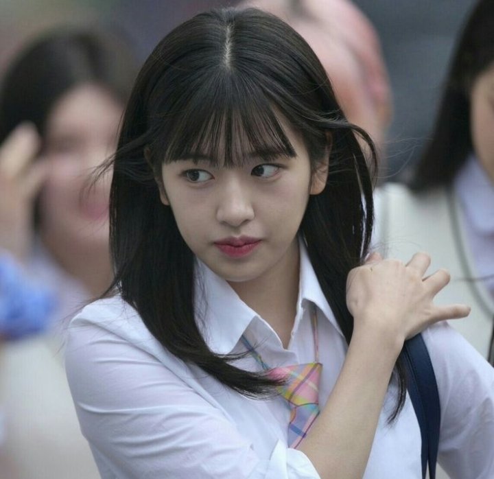 kenbebelac's tweet photo. girl friend 

Annyeongz few tweets au 
© kenbebelac https://t.co/1V5EDDe6Z4
