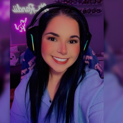 ItsRandiiTTV's tweet photo. #NewProfilePic https://t.co/37Yhk35NFp