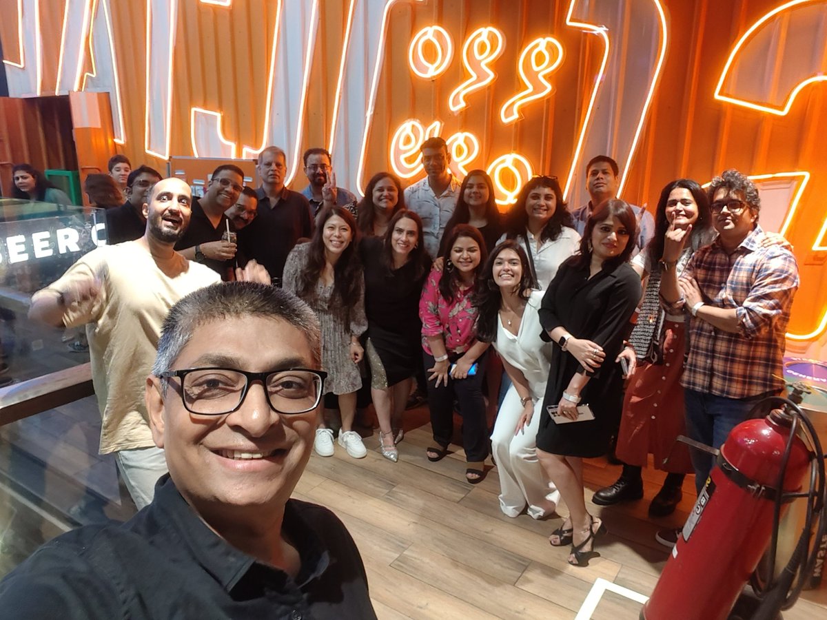 CommsAdda's tweet image. CommsAdda members, the communication experts behind some of the most renowned brands, gathered socially at #SocialSaket to unwind after a busy week. 

No Panels no Sessions no External Speakers no Rules And no Gyan — just quality time together, chatting about anything and…